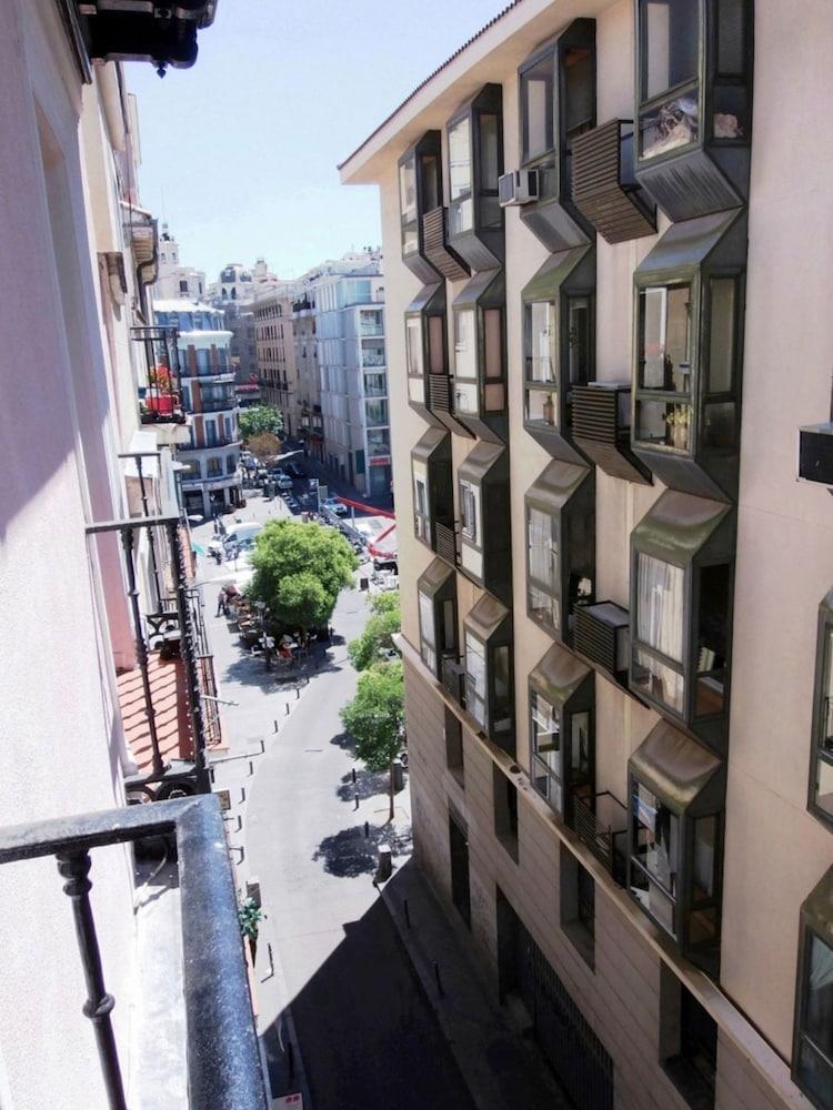 Hotel Dolcevita Madri